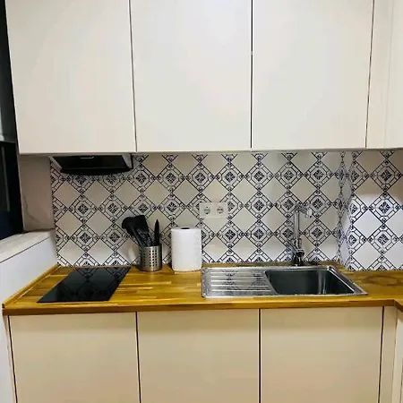 T1 - Sociedade Farmaceutica- Perfeito Apartamento